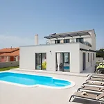 Perle Villa